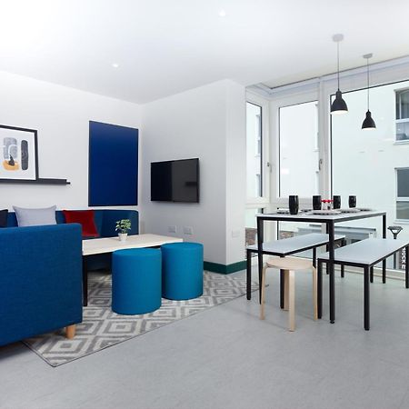 Destiny Student - Parkgate (Adults Only) Apartment ดับลิน ภายนอก รูปภาพ