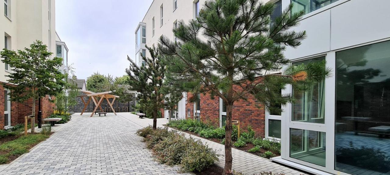 Destiny Student - Parkgate (Adults Only) Apartment ดับลิน ภายนอก รูปภาพ